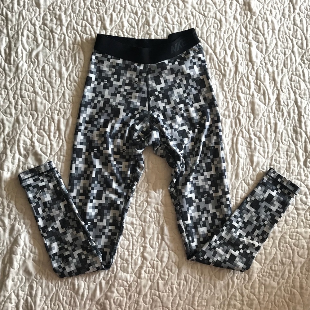 Nike Pro Drifit Leggings